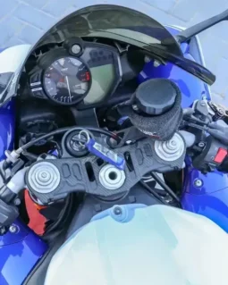 
										2014 Yamaha YZF-R1 full									
