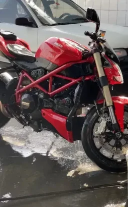 
										2014 Ducati Streetfighter 848 full									