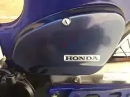 
										2011 Honda Super Cub C125 full									