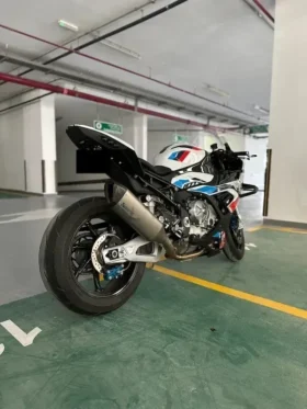 2022 BMW M 1000 RR