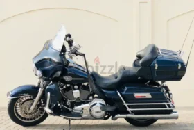 2013 Harley-Davidson CVO Ultra Classic Electra Glide (FLHTCUSE)