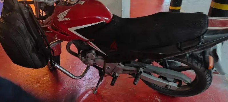 
								2014 Honda CBX250 full									