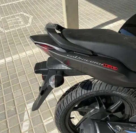 
								2022 Honda CB 100 full									